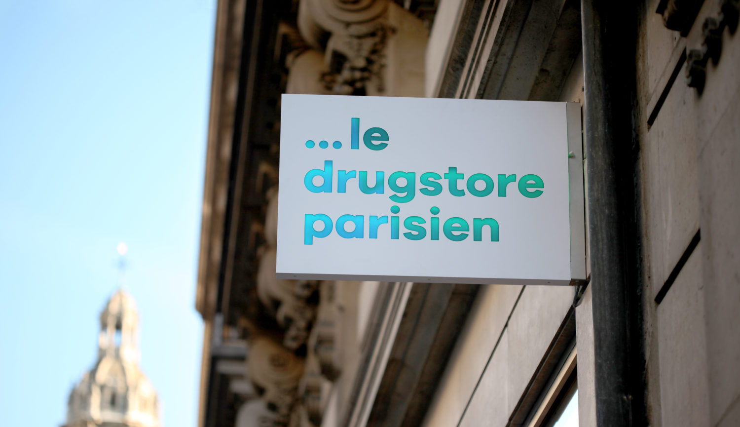 drugstore parisien